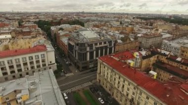 Saint-Petersburg tarihi merkezinin havadan görünümü