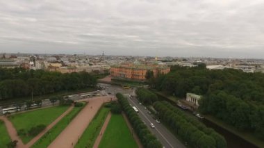 Saint-Petersburg hava içinde Michaels kale