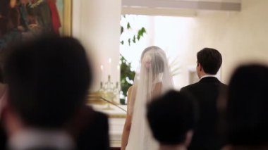 kilisede düğün töreni