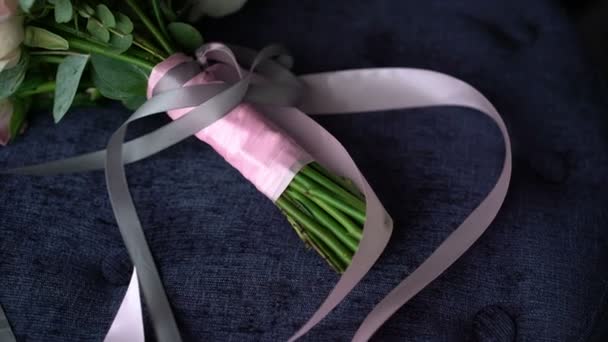 Bouquet with pink and white roses — Stock Video