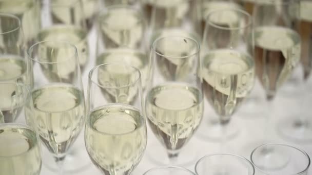 Chamagne in glasses — Stock Video