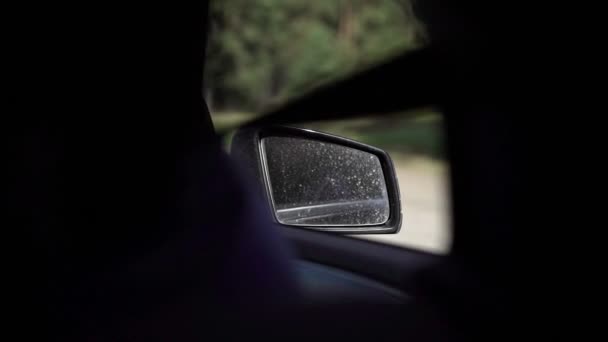 Cermin tampilan belakang di mobil — Stok Video
