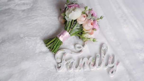 Bouquet with white and pink peonies — Stock Video