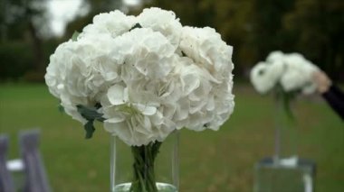 Düğün töreni dekorasyon açık havada