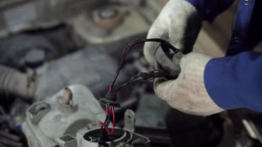 Ksenon lambaları araba yükleme