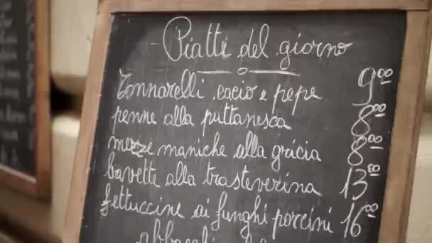 Roma'da Restoran sokak menü — Stok video
