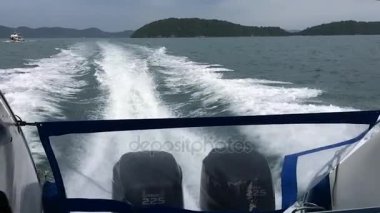 Motorlu tekne motorları slowmotion
