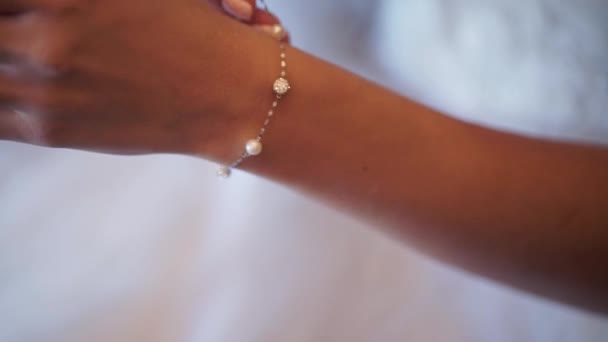 Bride with bracelet — Stock Video