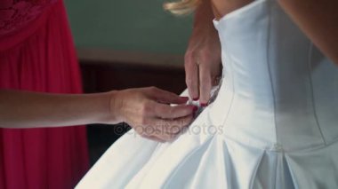 Gelin Gelinlik giymek