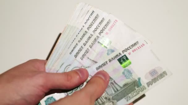 ロシアのお金を数える人 — ストック動画