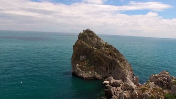 Côte rocheuse sur la mer Noire 