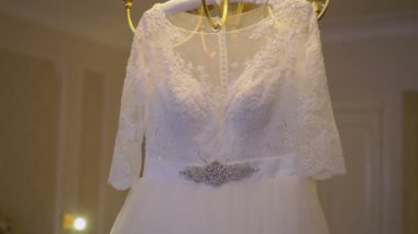 Gelinlik yatak odasında