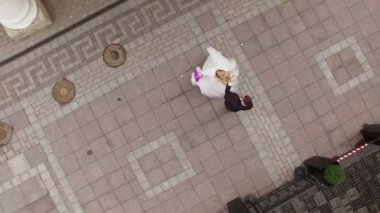 Evlilik çift şehir sokak hava çember