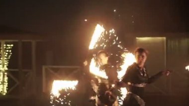 Saint-Petersburg, Rusya Federasyonu-6 Mayıs 2017: Fireshow