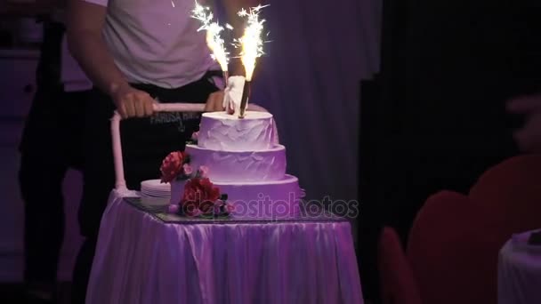 Celebration cake at the party with fireworks — Stock Video