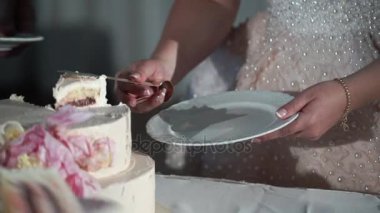 Gelin alma parça düğün pastası