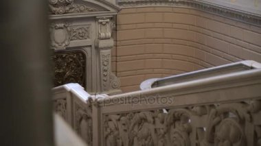 Sarayı iç şömine ve merdiven ile