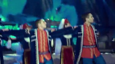 Saint-Petersburg, Rusya-17 Ağustos 2017: Geleneksel dansçılar