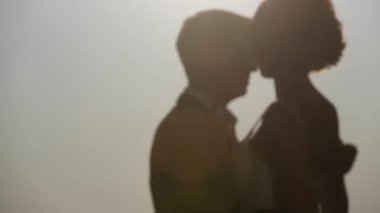 신부 및 신랑 야외 춤