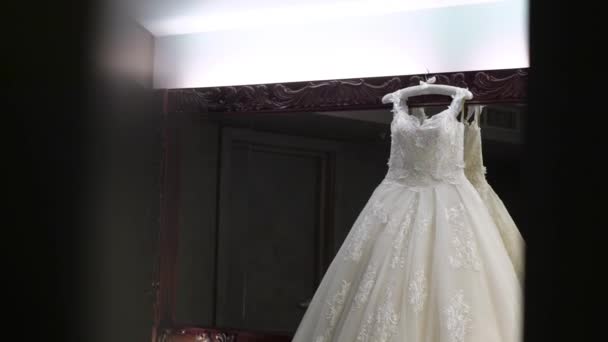 Beyaz gelin elbise — Stok video