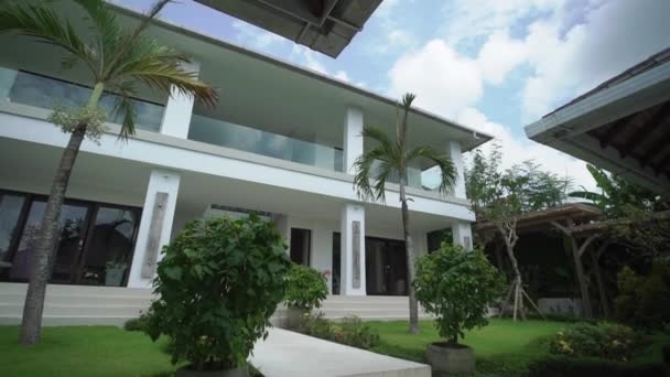 Luksusowa willa w Bali — Wideo stockowe