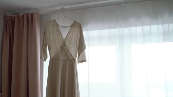 Womans dress beige color — Stock Video