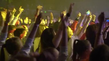 Saint-Petersburg, Rusya-11 Mart 2018: konserde dans insanlar