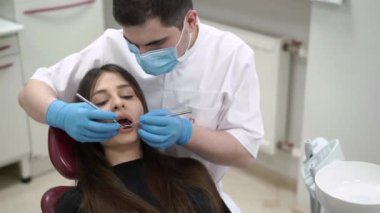 Diş hekimi doktor hasta diş kontrol