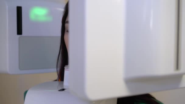 Рентгенівська томографія для пацієнта — стокове відео