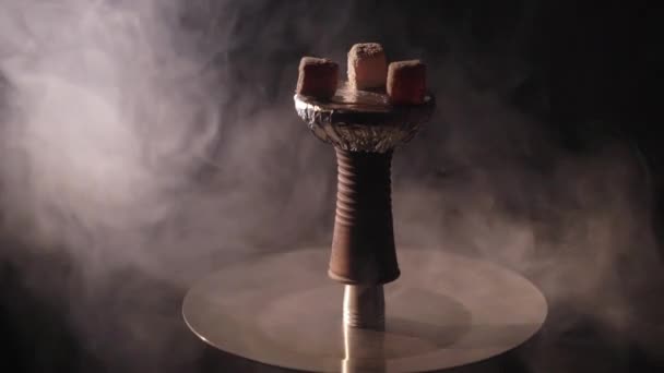 Hookah miska z węgli oraz smoke — Wideo stockowe