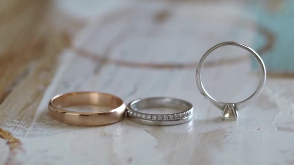 Wedding rings. Pair of marriage symbols. Love of bride and groom becoming wife and husband. Matrimony symbol. — Stock Video