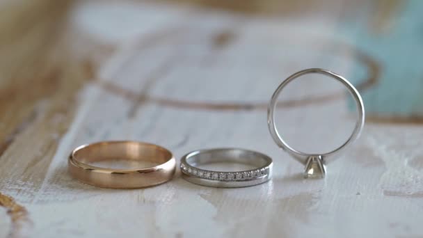 Wedding rings. Pair of marriage symbols. Love of bride and groom becoming wife and husband. Matrimony symbol. — Stock Video