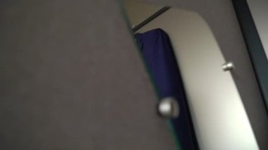 Erkek giyimi, ceket, papyon. Düğün için damat stili