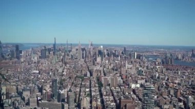 New York 'ta hava manzarası. Manhattan şehir merkezinin kuleleri.