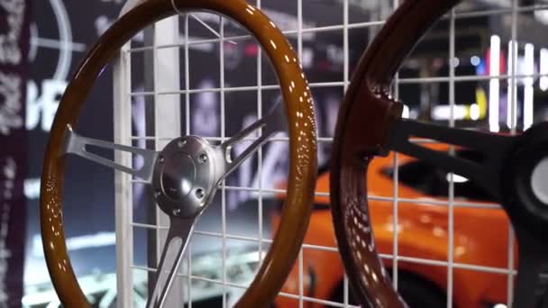 Voleur de voiture. Volant 