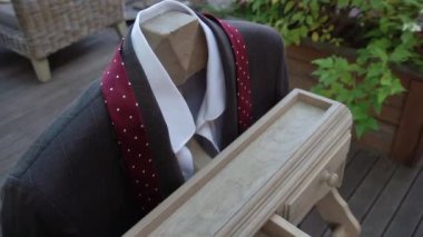 Erkek kıyafetleri, ceket, kravat ve gömlek. Düğün için damat stili