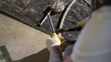 Havan sıva makinesi. Otomatik sıva. Ev ya da apartman onarımı ya da tadilatı. İnşaatçı