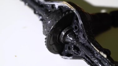 Araba modelinin farklı teçhizatı