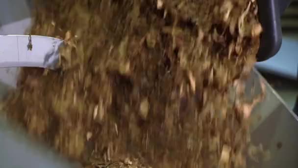 Production de tabac au narguilé à l'usine .