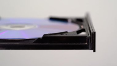 Pc bilgisayarında CD DVD Blu-ray disk sürücüsü