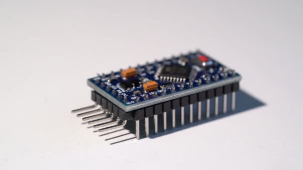 Microcontrolador para prototipo de ingeniería electrónica arduino nano — Vídeo de stock
