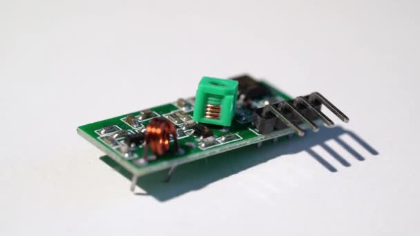 Módulo receptor e transmissor para componentes eletrônicos arduino — Vídeo de Stock