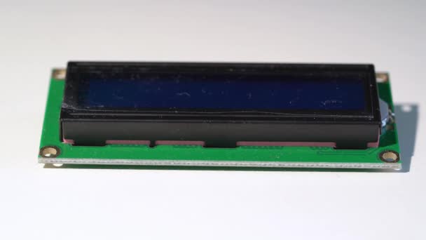 Elektronische Digitalanzeige 2x16 Modul für diy arduino Komponenten — Stockvideo