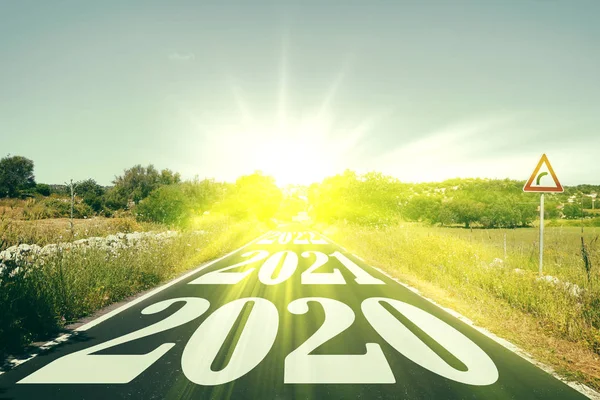 Yazılı yol 2020, 2021, 2022 — Stok fotoğraf