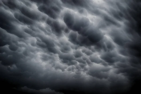 Gefährliche Regenwolke Gewitterwolke Vor Einem Gewitter — Stockfoto