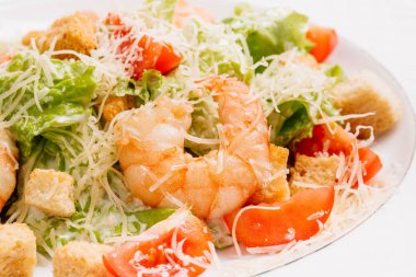 Deniz ürünleri Sezar salatası