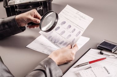 Kriminoloji uzmanı çalışma