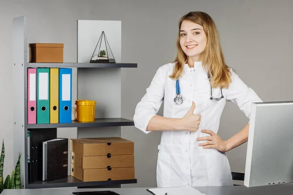 Médecine femme médecin — Photo