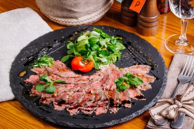 Sığır eti oyma kızartma