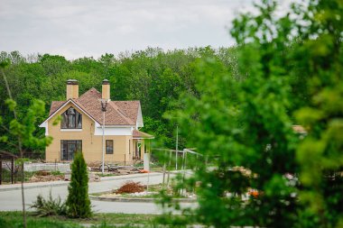 Tuğla bitmemiş Avrupa evi